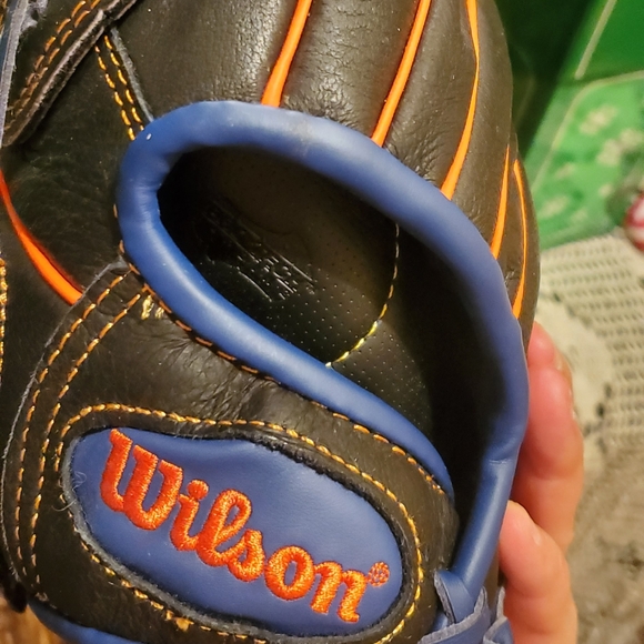 Wilson baseball glove A450 - Picture 4 of 7